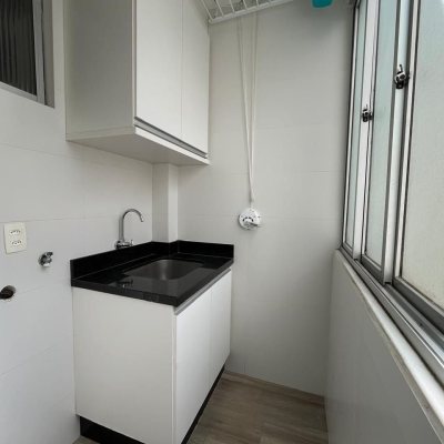 Apartamentos com 80m², 2 quartos (sendo 1 suíte), 1 garagem, no bairro Canto em Florianópolis