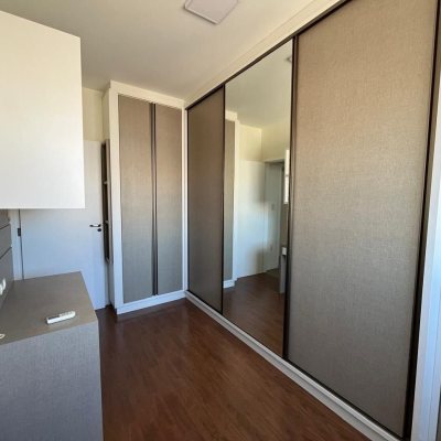 Apartamentos com 80m², 2 quartos (sendo 1 suíte), 1 garagem, no bairro Canto em Florianópolis