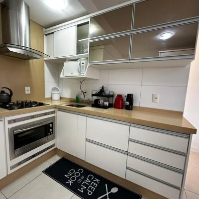 Apartamentos com 71m², 2 quartos (sendo 2 suítes), 1 garagem, no bairro Cachoeira Do Bom Jesus em Florianópolis