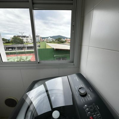 Apartamentos com 71m², 2 quartos (sendo 2 suítes), 1 garagem, no bairro Cachoeira Do Bom Jesus em Florianópolis