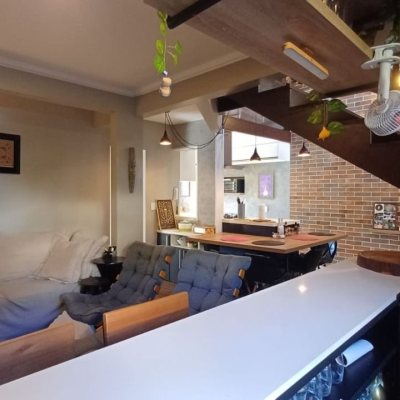 Casa em Condomínio com 148m², 2 quartos (sendo 1 suíte), 2 garagens, no bairro Santo Antônio De Lisboa em Florianópolis