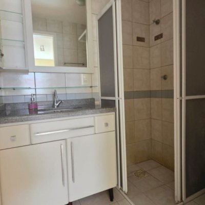 Apartamentos com 71m², 2 quartos (sendo 1 suíte), 1 garagem, no bairro Trindade em Florianópolis