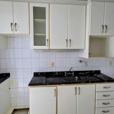 Apartamentos com 71m², 2 quartos (sendo 1 suíte), 1 garagem, no bairro Trindade em Florianópolis
