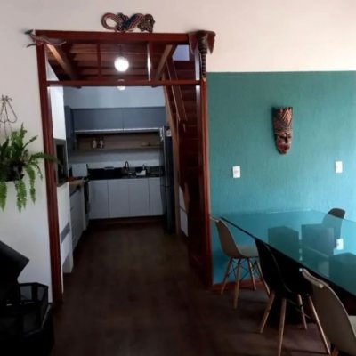 Casa Residencial com 430m², 10 quartos (sendo 6 suítes), 5 garagens, no bairro RIO TAVARES em Florianópolis