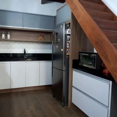 Casa Residencial com 430m², 10 quartos (sendo 6 suítes), 5 garagens, no bairro RIO TAVARES em Florianópolis