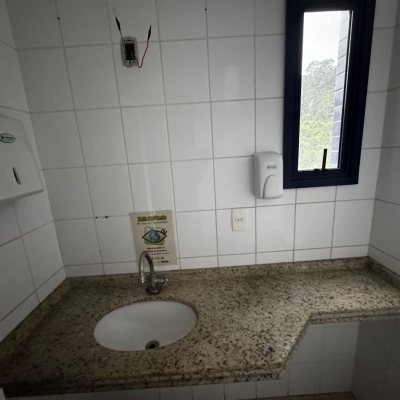 Sala com 50m², 1 garagem, no bairro João Paulo em Florianópolis