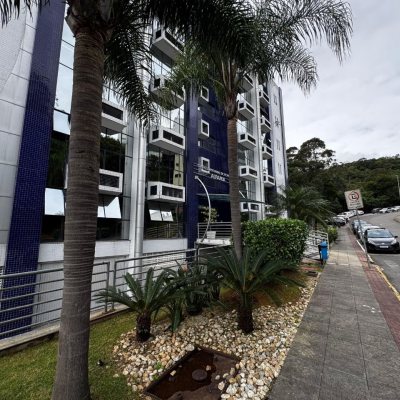 Sala com 50m², 1 garagem, no bairro João Paulo em Florianópolis