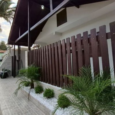 Casa Residencial com 116m², 5 quartos (sendo 1 suíte), 2 garagens, no bairro Ingleses do Rio Vermelho em Florianópolis