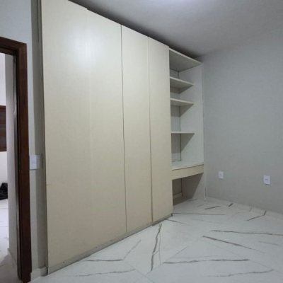 Casa Residencial com 116m², 5 quartos (sendo 1 suíte), 2 garagens, no bairro Ingleses do Rio Vermelho em Florianópolis