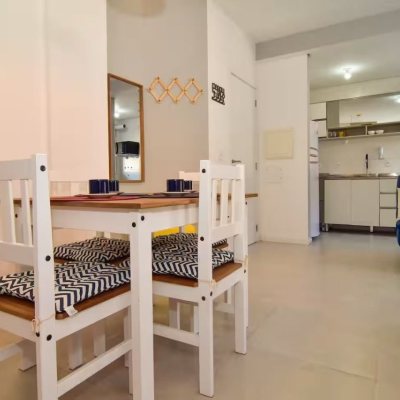 Apartamentos com 49m², 1 quarto, 1 garagem, no bairro Ingleses do Rio Vermelho em Florianópolis