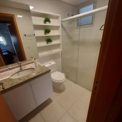 Apartamentos com 145m², 3 quartos (sendo 1 suíte), 2 garagens, no bairro Ponta Das Canas em Florianópolis