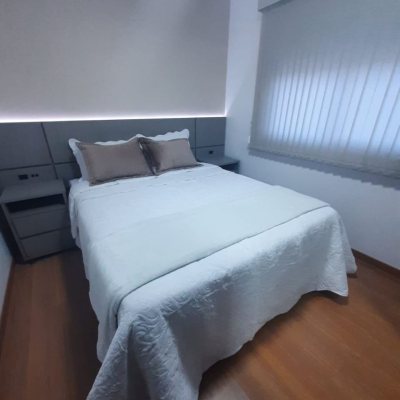 Apartamentos com 145m², 3 quartos (sendo 1 suíte), 2 garagens, no bairro Ponta Das Canas em Florianópolis