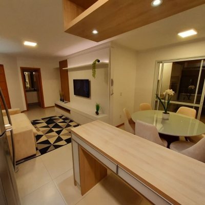Apartamentos com 145m², 3 quartos (sendo 1 suíte), 2 garagens, no bairro Ponta Das Canas em Florianópolis