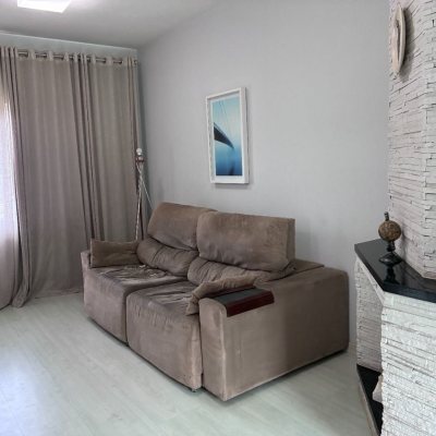 Casa Residencial com 226m², 3 quartos (sendo 1 suíte), 2 garagens, no bairro Pedra Branca em Palhoça