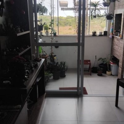 Apartamentos com 77m², 2 quartos (sendo 1 suíte), no bairro Ingleses do Rio Vermelho em Florianópolis