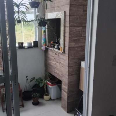 Apartamentos com 77m², 2 quartos (sendo 1 suíte), no bairro Ingleses do Rio Vermelho em Florianópolis