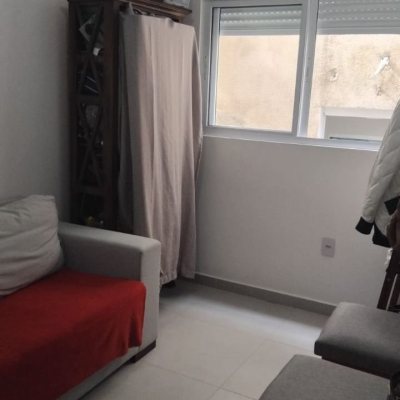 Apartamentos com 77m², 2 quartos (sendo 1 suíte), no bairro Ingleses do Rio Vermelho em Florianópolis