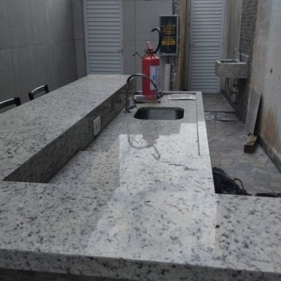Apartamentos com 77m², 2 quartos (sendo 1 suíte), no bairro Ingleses do Rio Vermelho em Florianópolis