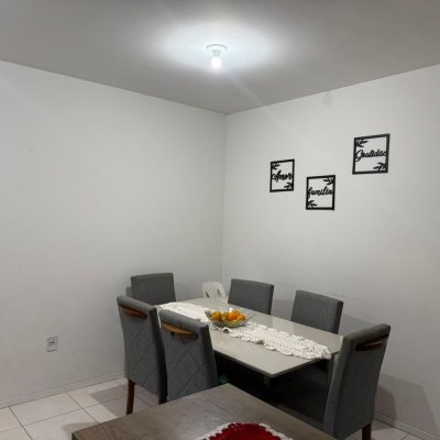 Apartamentos com 56m², 2 quartos, 1 garagem, no bairro Aririu em Palhoça