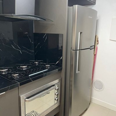 Apartamentos com 49m², 1 quarto, 1 garagem, no bairro Jurerê em Florianópolis