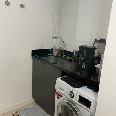 Apartamentos com 49m², 1 quarto, 1 garagem, no bairro Jurerê em Florianópolis