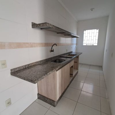 Apartamentos com 55m², 2 quartos, 1 garagem, no bairro Ingleses em Florianópolis
