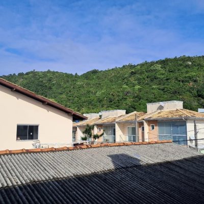 Apartamentos com 55m², 2 quartos, 1 garagem, no bairro Ingleses em Florianópolis