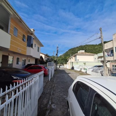 Apartamentos com 55m², 2 quartos, 1 garagem, no bairro Ingleses em Florianópolis