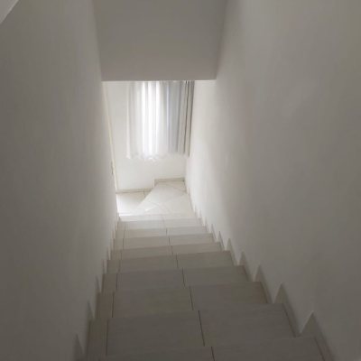 Casa Residencial com 78m², 2 quartos, 2 garagens, no bairro Forquilhas em São José