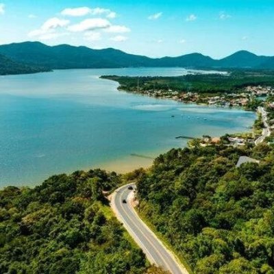 Terreno Comercial/Residencial com 754m², no bairro Campeche em Florianópolis