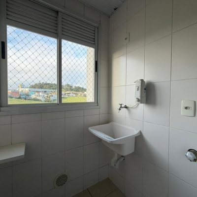 Apartamentos com 48m², 1 quarto, 1 garagem, no bairro Fazenda Santo Antônio em São José