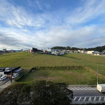 Apartamentos com 48m², 1 quarto, 1 garagem, no bairro Fazenda Santo Antônio em São José