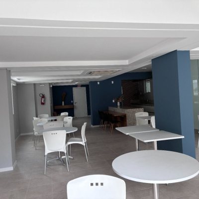 Apartamentos com 71m², 2 quartos (sendo 1 suíte), 2 garagens, no bairro Itacorubi em Florianópolis