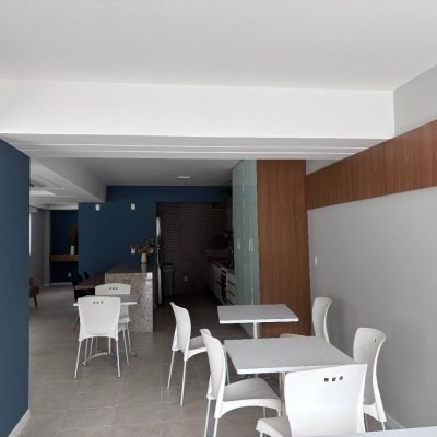 Apartamentos com 71m², 2 quartos (sendo 1 suíte), 2 garagens, no bairro Itacorubi em Florianópolis