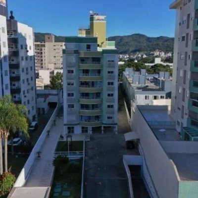 Apartamentos com 71m², 2 quartos (sendo 1 suíte), 2 garagens, no bairro Itacorubi em Florianópolis