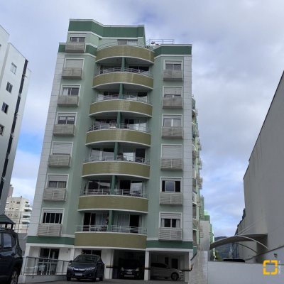 Apartamentos com 71m², 2 quartos (sendo 1 suíte), 2 garagens, no bairro Itacorubi em Florianópolis