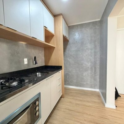 Apartamentos com 58m², 2 quartos, 1 garagem, no bairro Balneário em Florianópolis
