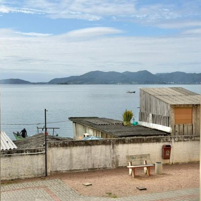 Apartamentos com 58m², 2 quartos, 1 garagem, no bairro Balneário em Florianópolis