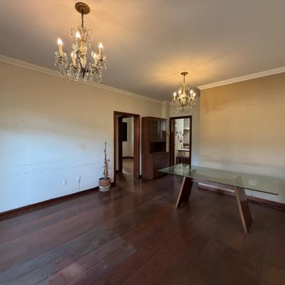 Apartamentos com 81m², 2 quartos, 1 garagem, no bairro Centro em Florianópolis