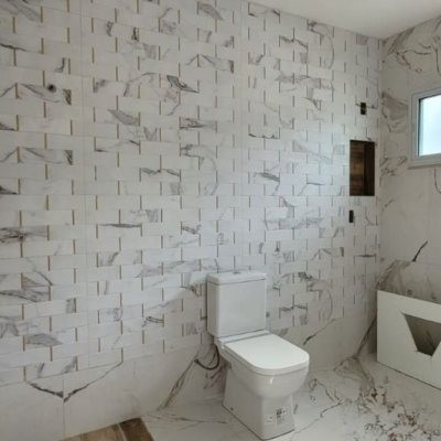 Casa Residencial com 300m², 4 quartos (sendo 1 suíte), 2 garagens, no bairro Pedra Branca em Palhoça