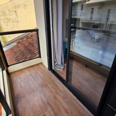 Casa Residencial com 100m², 3 quartos (sendo 1 suíte), 2 garagens, no bairro Rio Tavares em Florianópolis