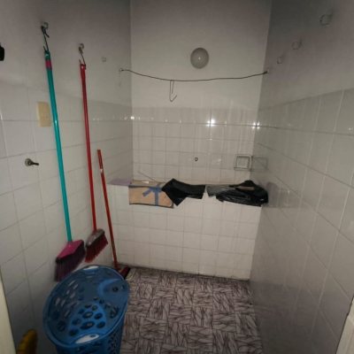 Casa Residencial com 297m², 3 quartos (sendo 1 suíte), 2 garagens, no bairro Estreito em Florianópolis