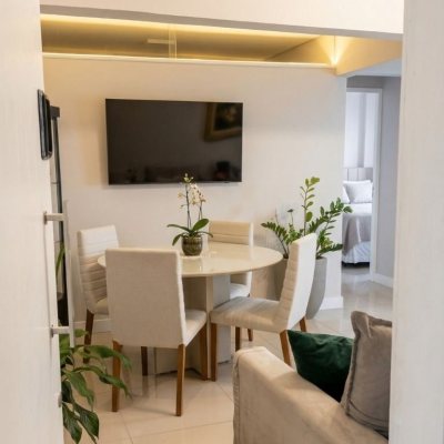 Apartamentos com 72m², 2 quartos, no bairro Centro em Florianópolis