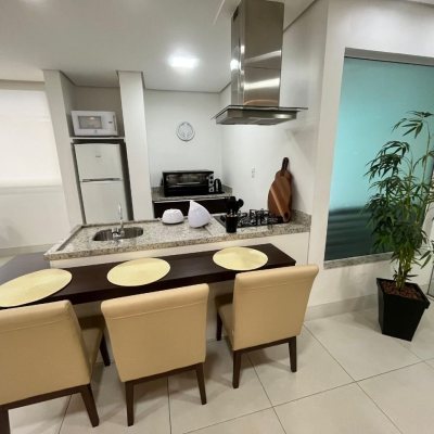 Apartamentos com 87m², 3 quartos (sendo 1 suíte), 2 garagens, no bairro Campinas em São José