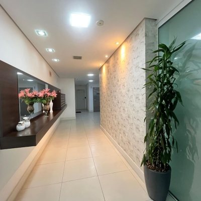 Apartamentos com 87m², 3 quartos (sendo 1 suíte), 2 garagens, no bairro Campinas em São José