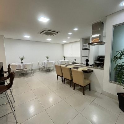 Apartamentos com 87m², 3 quartos (sendo 1 suíte), 2 garagens, no bairro Campinas em São José