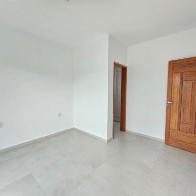 Casa Residencial com 109m², 3 quartos (sendo 1 suíte), 2 garagens, no bairro Rio Caveiras em Biguaçu