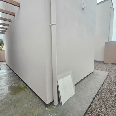 Casa Residencial com 109m², 3 quartos (sendo 1 suíte), 2 garagens, no bairro Rio Caveiras em Biguaçu