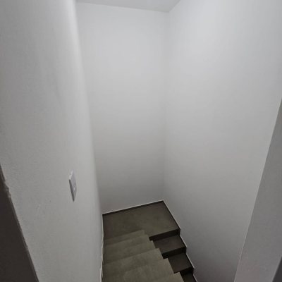 Casa Residencial com 109m², 3 quartos (sendo 1 suíte), 2 garagens, no bairro Rio Caveiras em Biguaçu