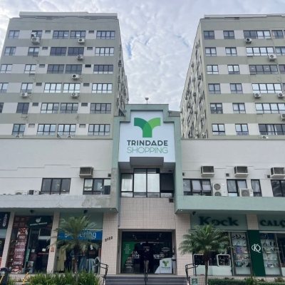 Sala com 26m², 1 garagem, no bairro Trindade em Florianópolis